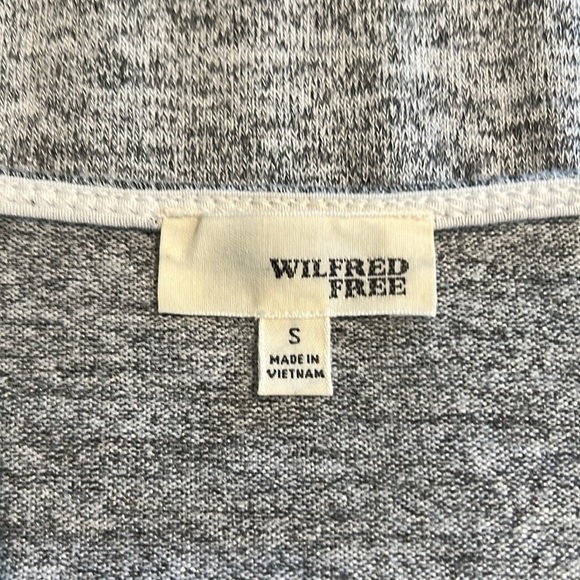 Womens NWT Wilfred Free Aritzia Small Relaxed Fit Mini Dress Deep V Neck Long Sl - Picture 3 of 6